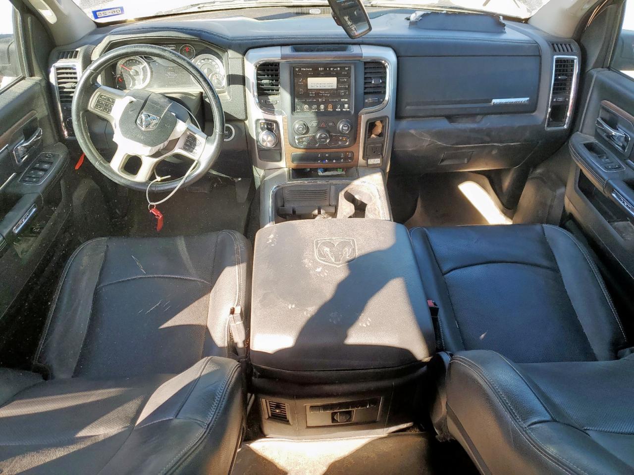 2017 Ram 1500 Laramie VIN: 1C6RR6NT5HS806443 Lot: 92083995