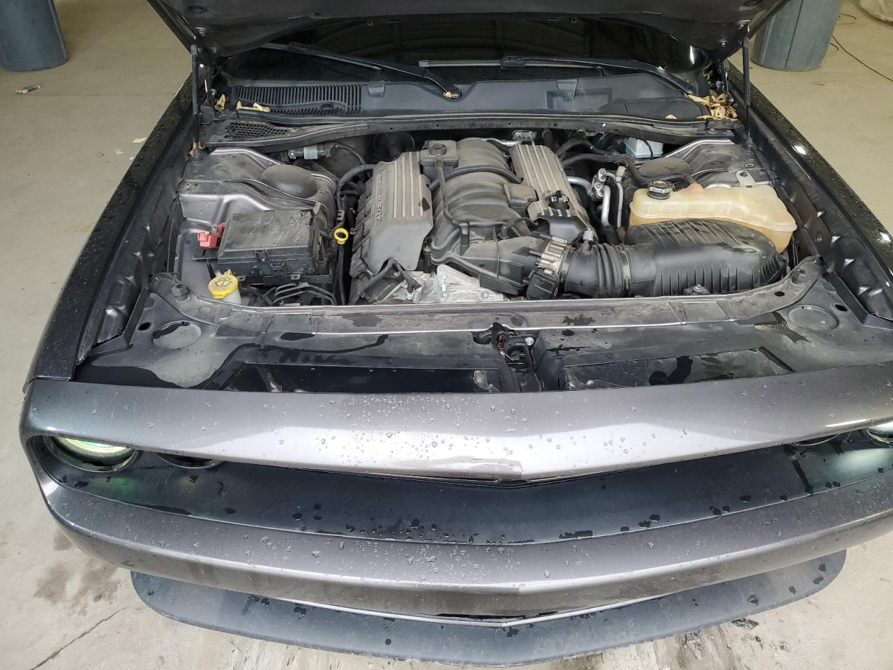 2016 Dodge Challenger R/T Scat Pack VIN: 2C3CDZFJ3GH299578 Lot: 93291435