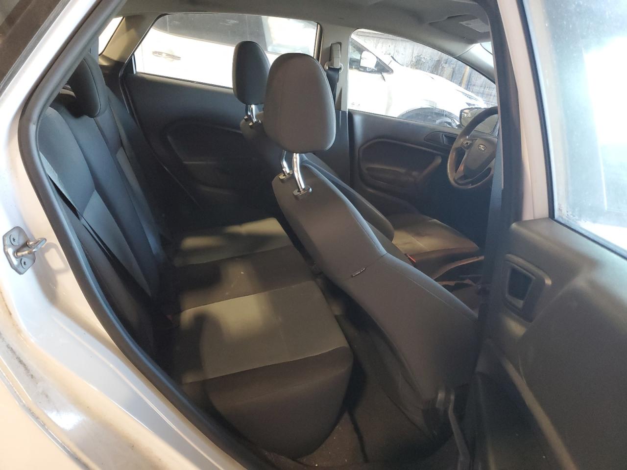 2018 Ford Fiesta S VIN: 3FADP4AJ1JM138727 Lot: 91223655