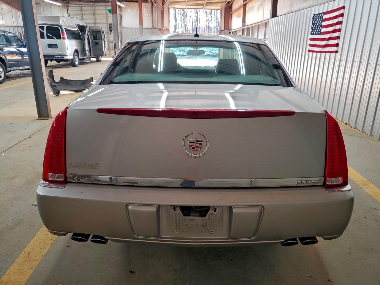 2006 Cadillac Dts VIN: 1G6KD57Y76U125796 Lot: 93853765