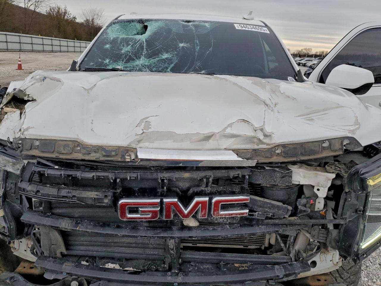 2021 GMC Yukon Slt VIN: 1GKS1BKD0MR252810 Lot: 94634695