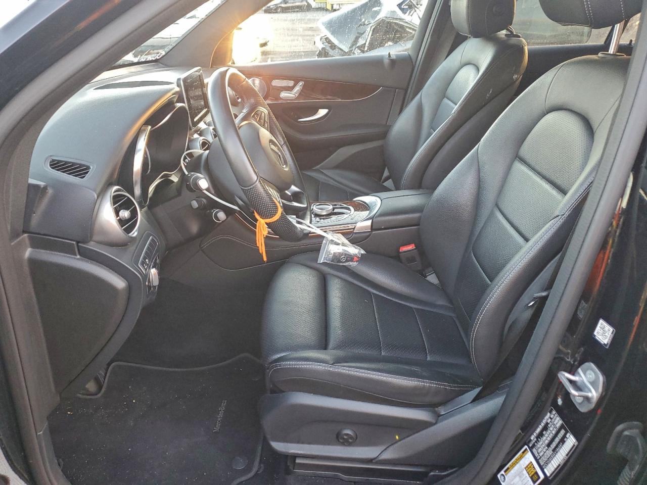 2019 Mercedes-Benz Glc 300 4Matic VIN: WDC0G4KBXKV186597 Lot: 93317085