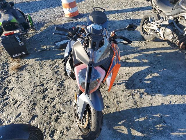 2023 KTM 1290 SUPER DUKE GT  