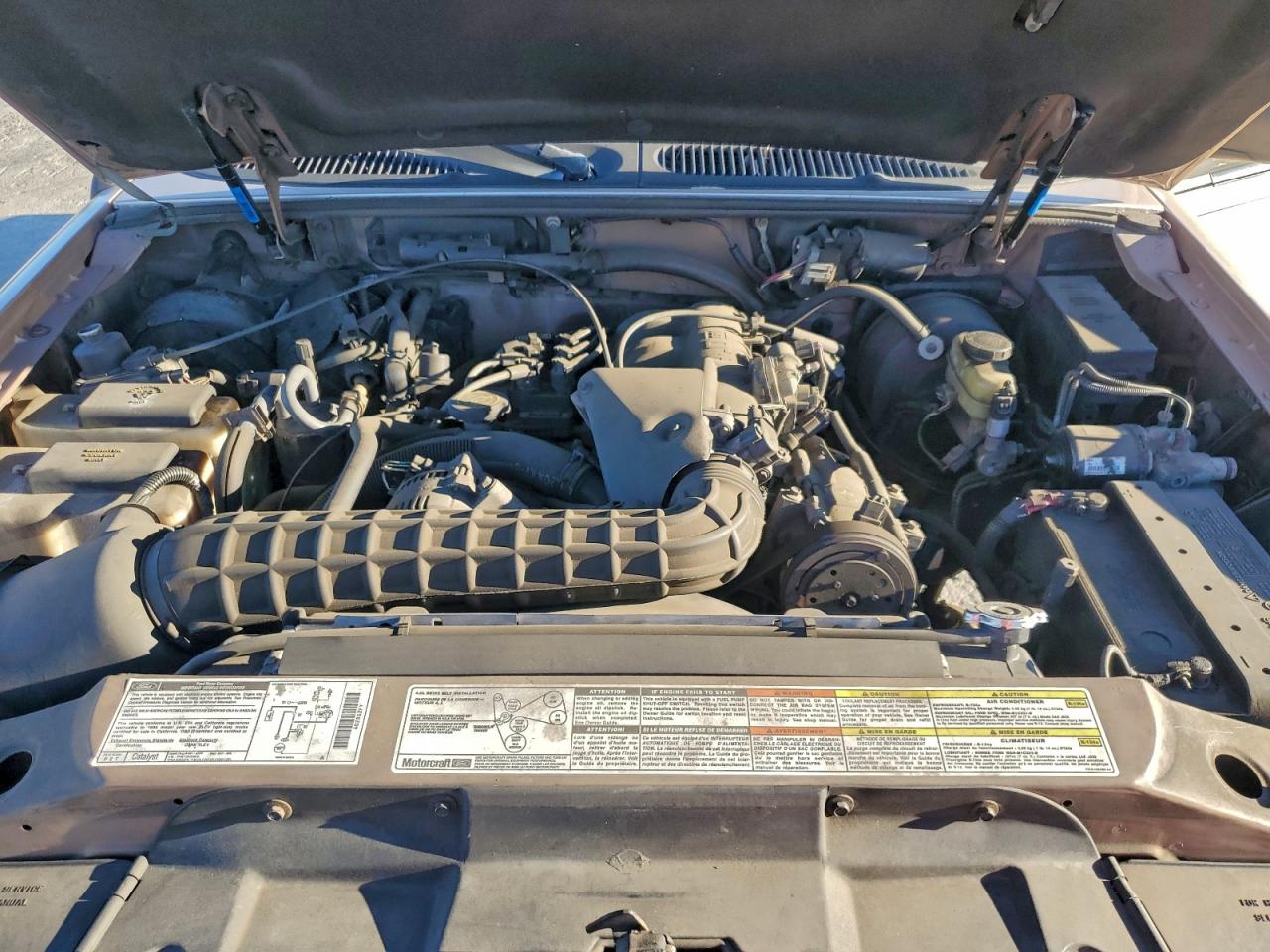 1996 Ford Explorer VIN: 1FMDU32X6TUB23926 Lot: 93786055