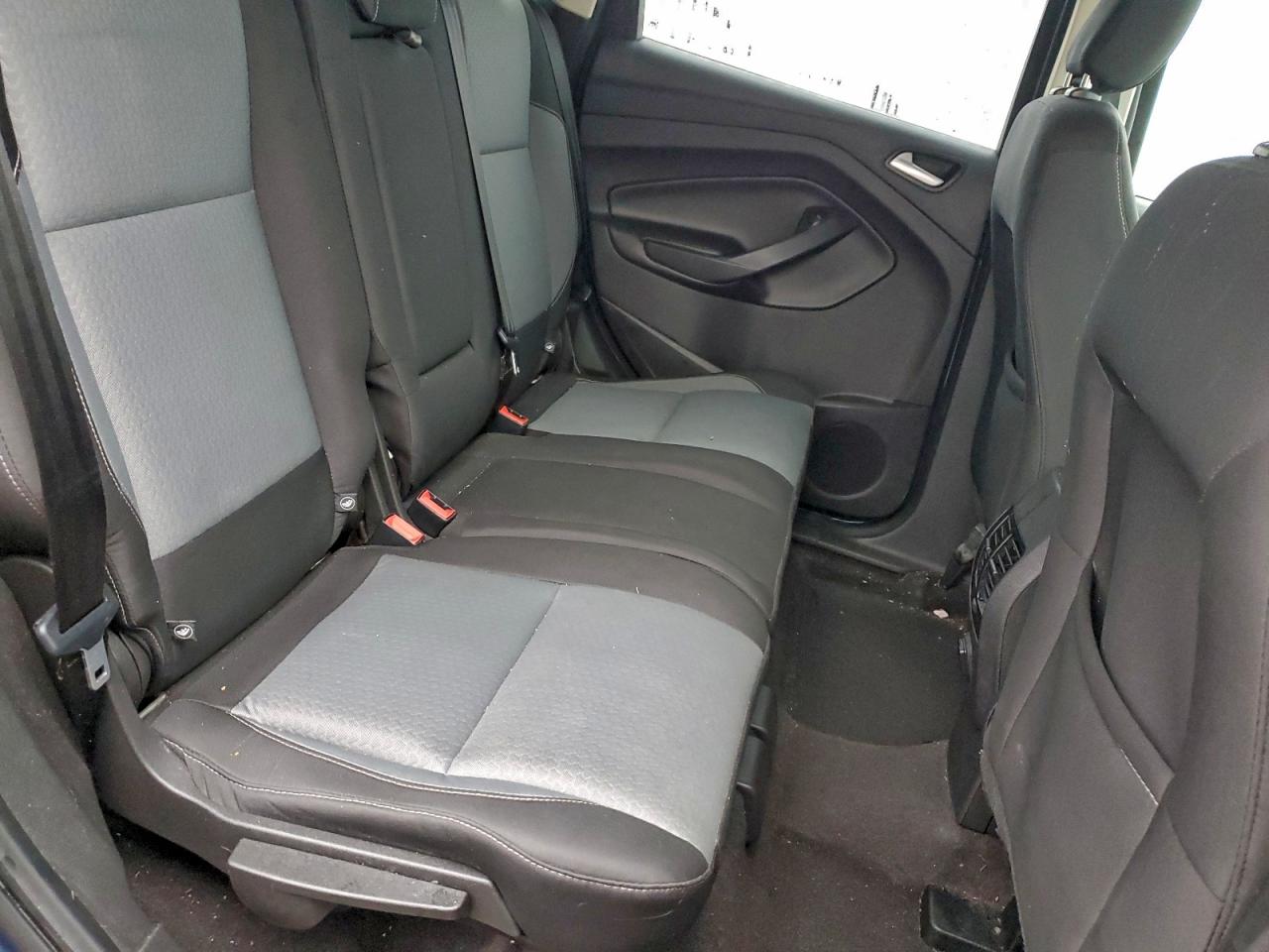 2018 Ford Escape Se VIN: 1FMCU0GD4JUB15460 Lot: 94268595