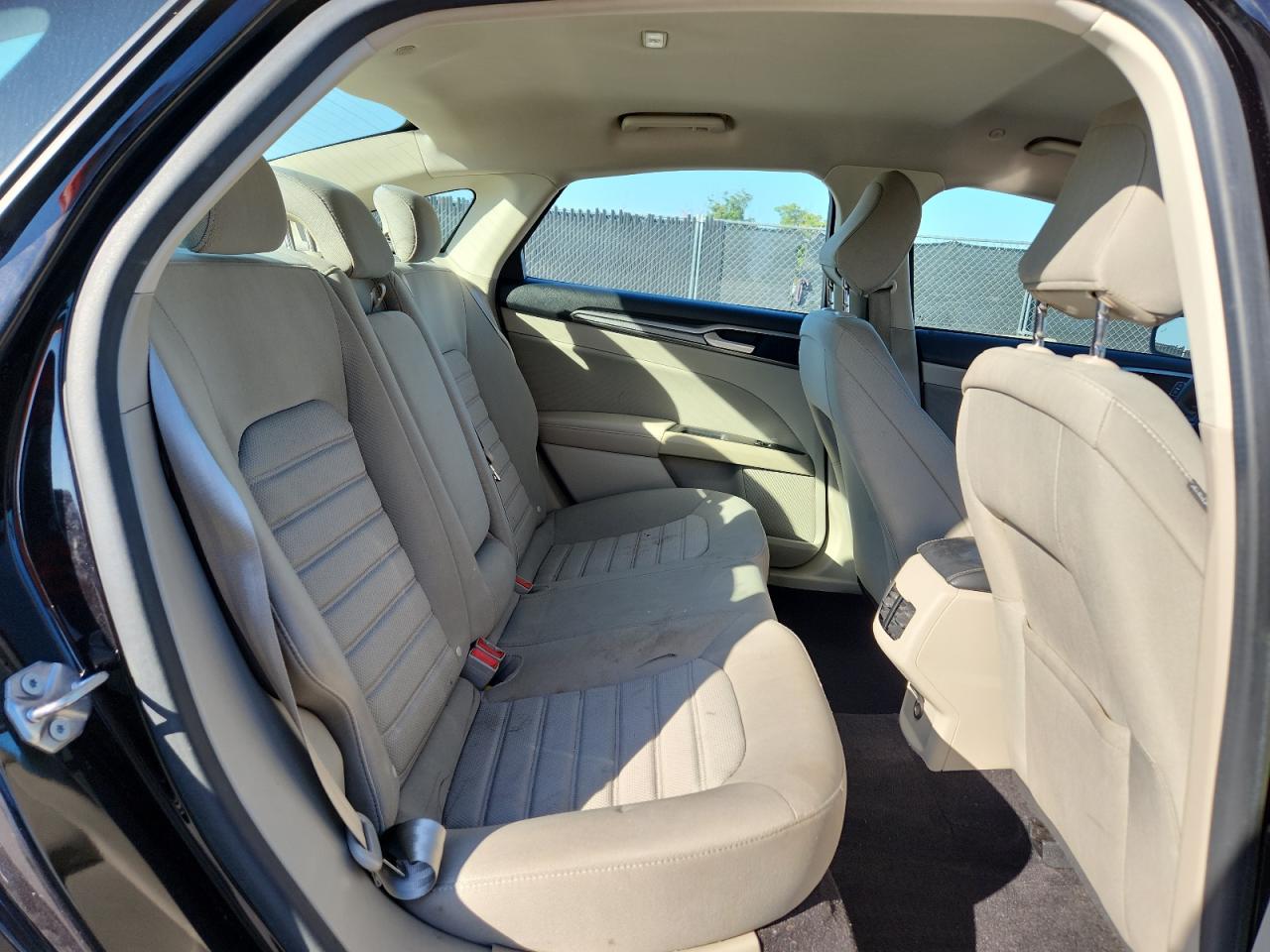 2020 Ford Fusion Se VIN: 3FA6P0LU5LR215405 Lot: 93619065