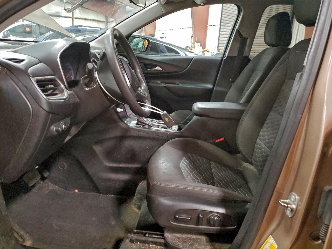 2018 Chevrolet Equinox Lt VIN: 2GNAXSEV7J6323784 Lot: 94667925