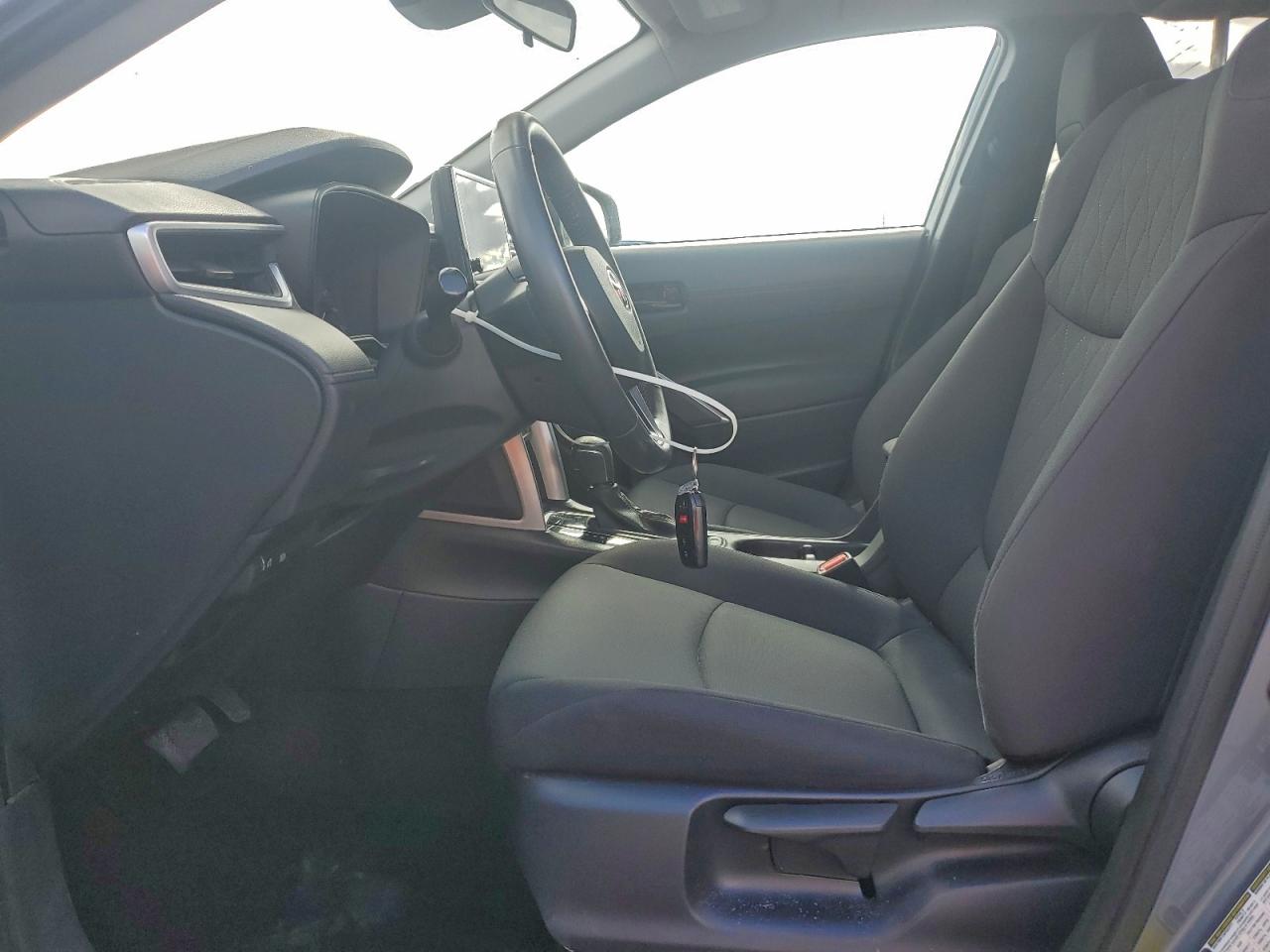 2023 Toyota Corolla Cross Le VIN: 7MUCAAAG2PV060435 Lot: 94535035