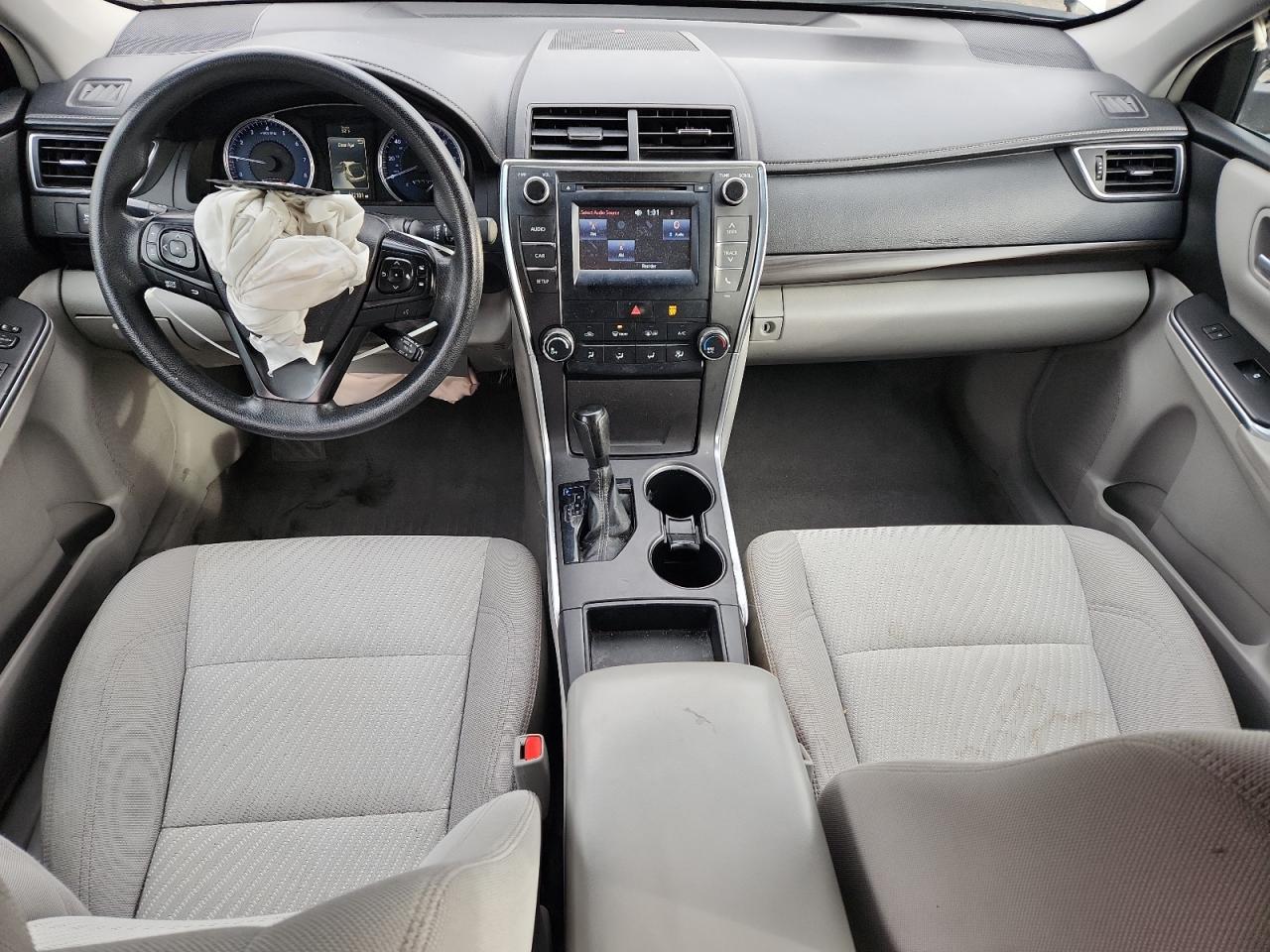 2016 Toyota Camry Le VIN: 4T1BF1FK5GU608424 Lot: 93618815