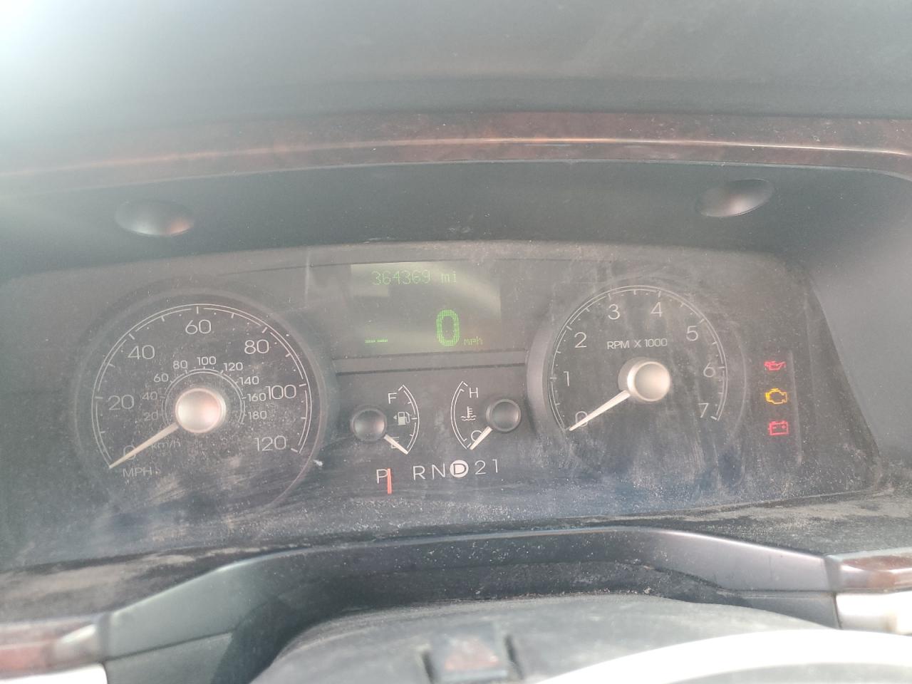 2007 Lincoln Town Car Executive L VIN: 1LNHM84W77Y628259 Lot: 87251965