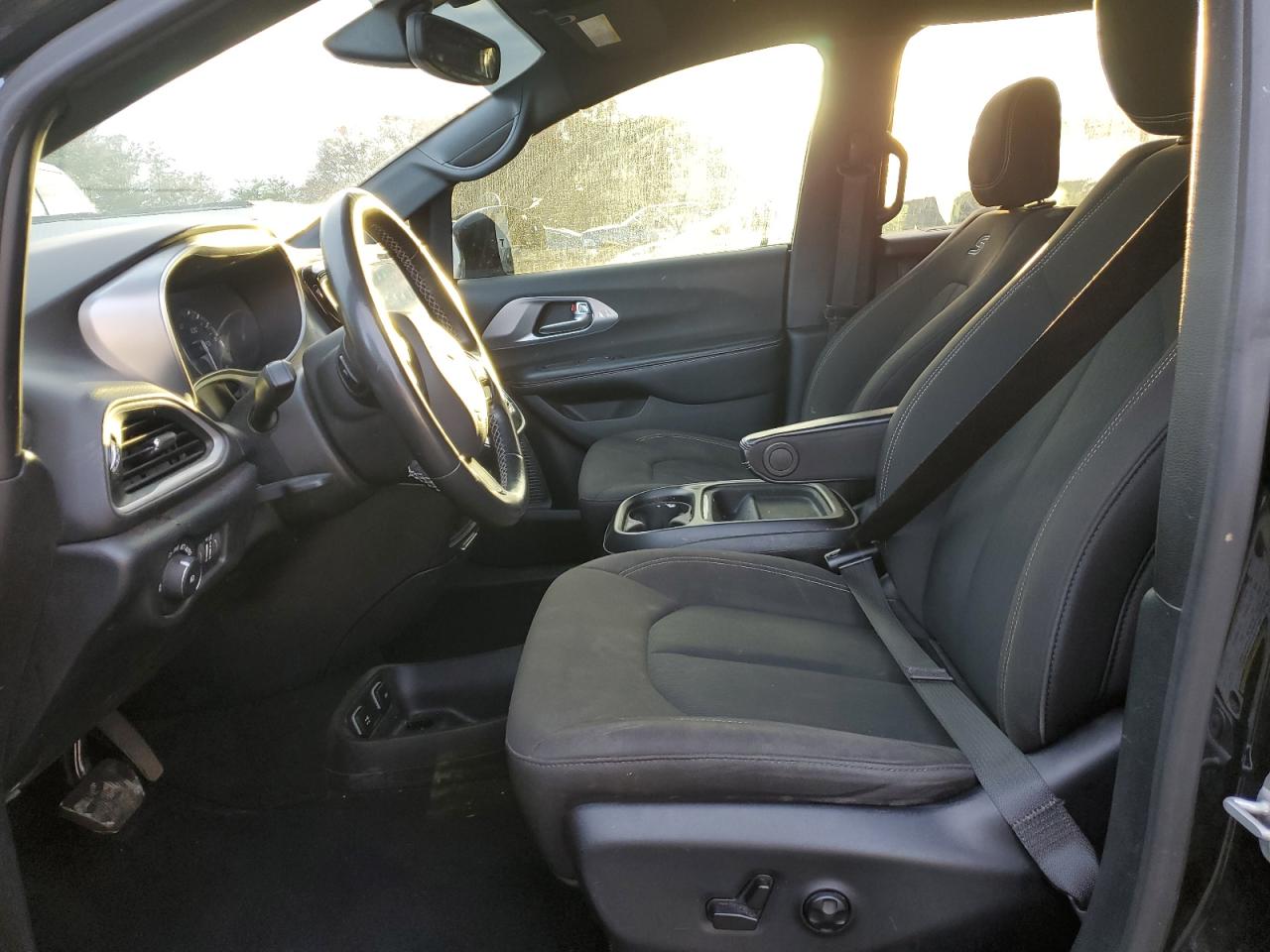 2020 Chrysler Pacifica Touring VIN: 2C4RC1FG0LR149303 Lot: 91896775