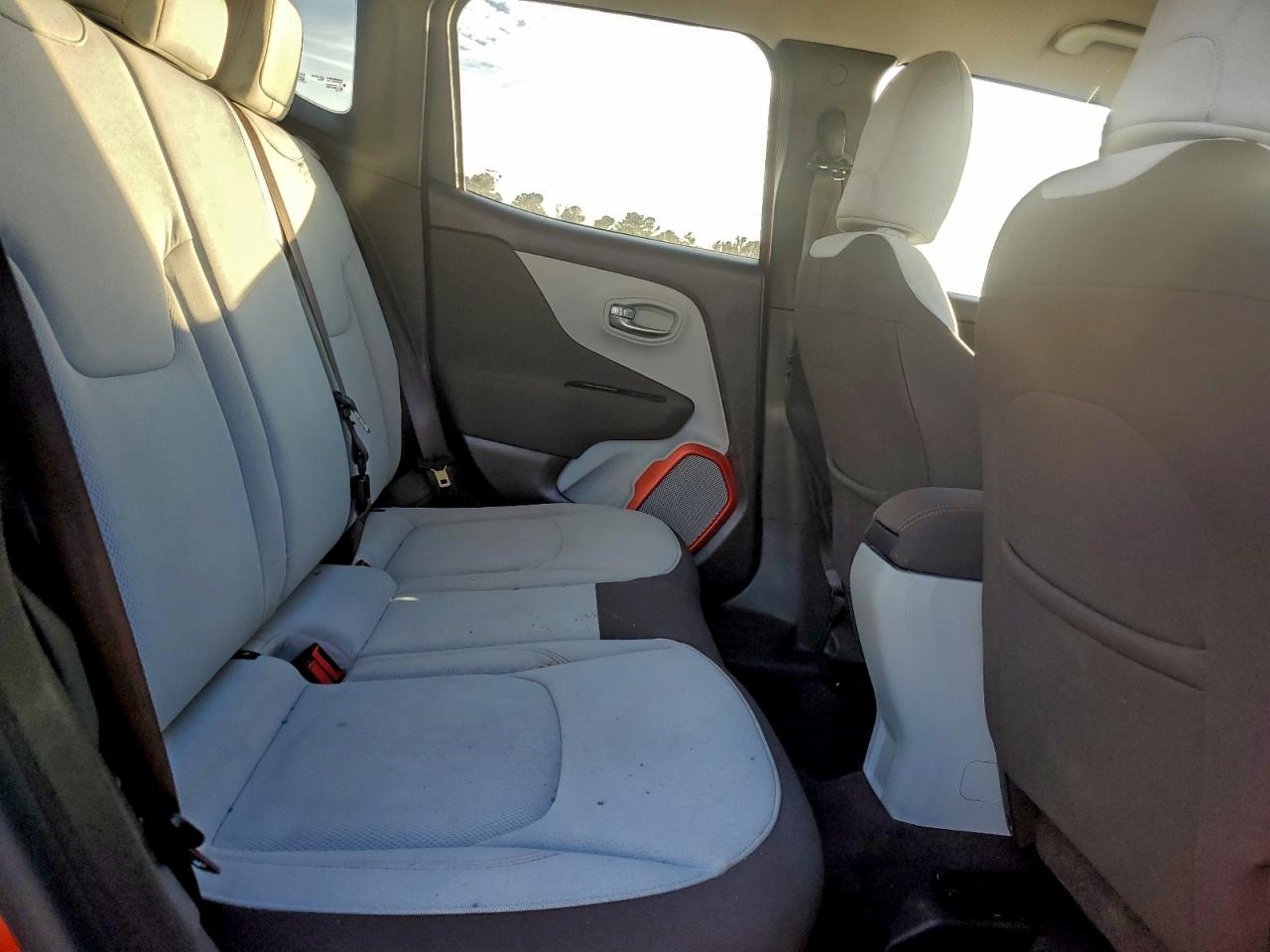 2015 Jeep Renegade Latitude VIN: ZACCJABT4FPB34553 Lot: 93774155