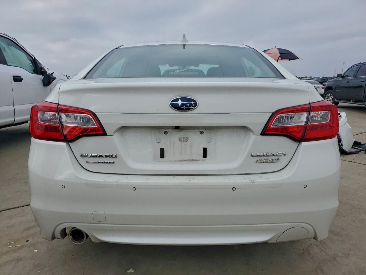 2017 Subaru Legacy 2.5I Limited VIN: 4S3BNAN67H3044827 Lot: 94630825