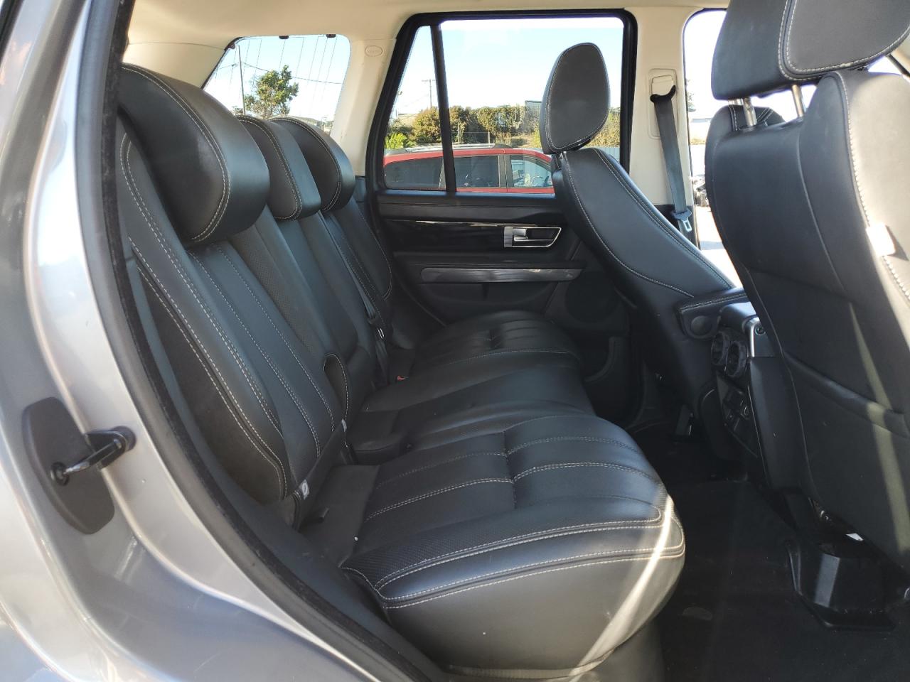 2011 Land Rover Range Rover Sport Lux VIN: SALSK2D45BA714210 Lot: 90873075