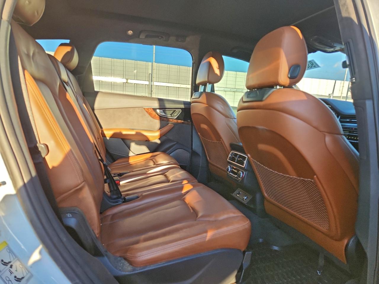 2017 Audi Q7 Prestige VIN: WA1VABF74HD043354 Lot: 93835855