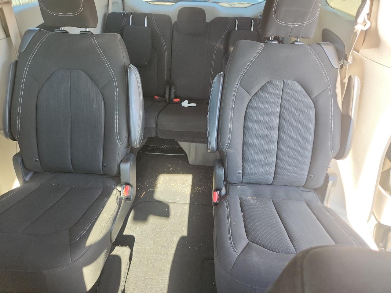 2022 Chrysler Voyager Lx VIN: 2C4RC1CG3NR218623 Lot: 91433925