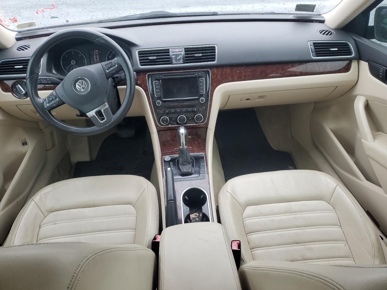 2013 Volkswagen Passat Sel VIN: 1VWCN7A33DC009177 Lot: 93654595