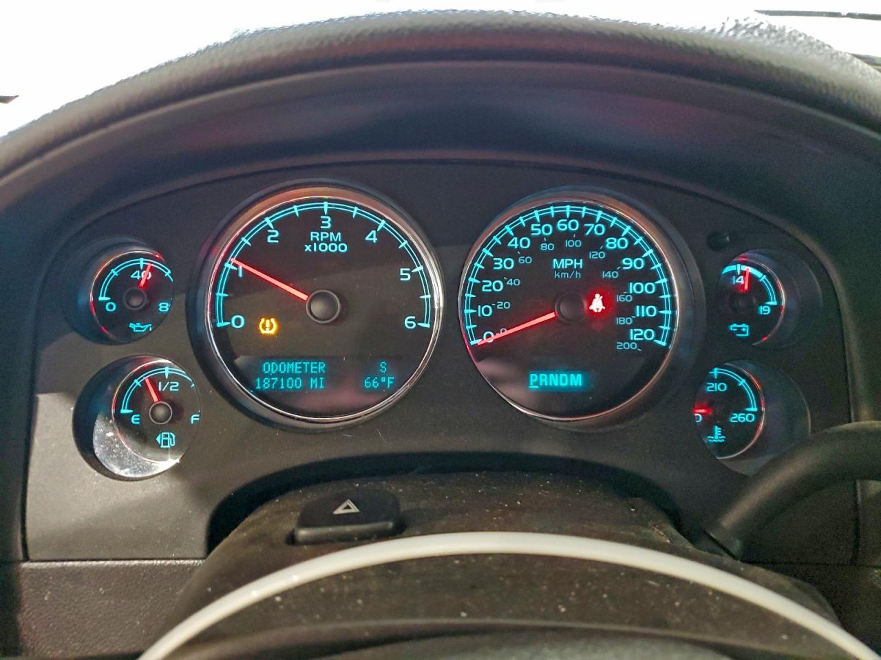 2013 Chevrolet Tahoe C1500 Ls VIN: 1GNSCAE08DR301901 Lot: 94301205