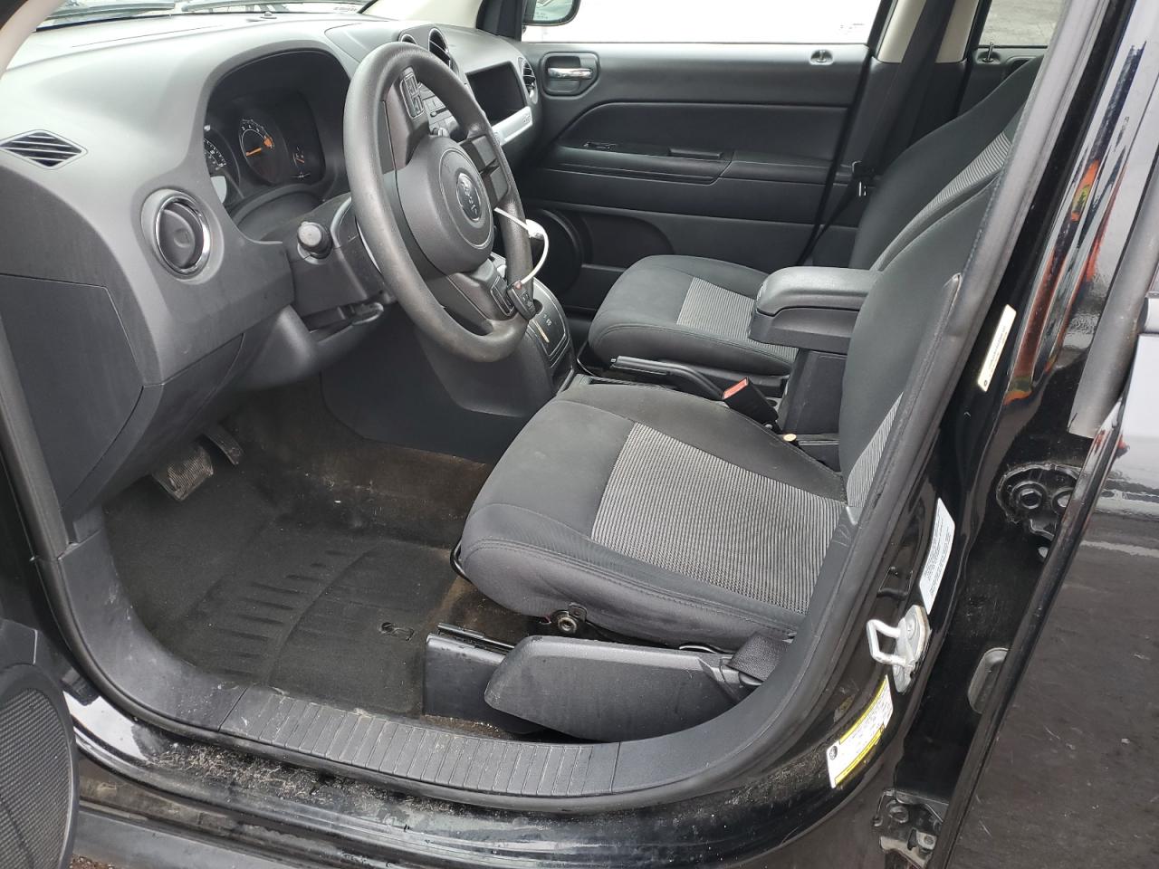 2016 Jeep Compass Sport VIN: 1C4NJDBB2GD502102 Lot: 93521215