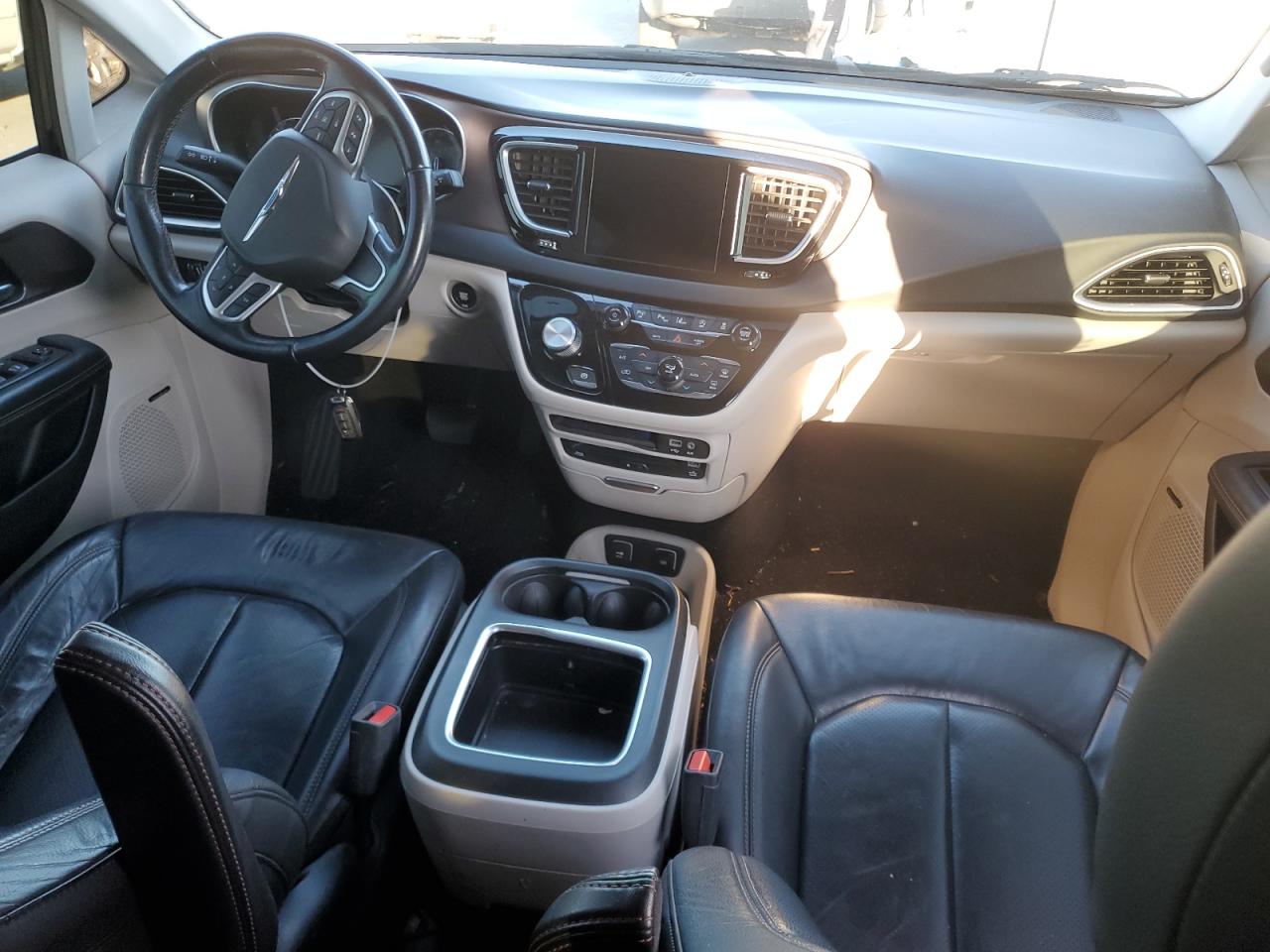 2018 Chrysler Pacifica Touring L Plus VIN: 2C4RC1EG2JR182320 Lot: 90829895