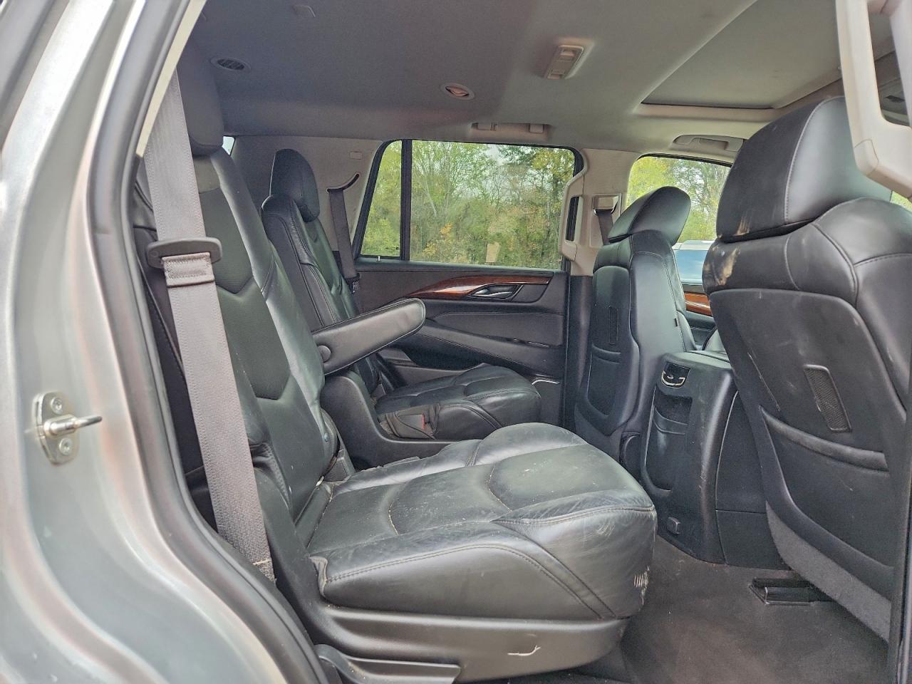 2018 Cadillac Escalade Luxury VIN: 1GYS3BKJ1JR328505 Lot: 93147015