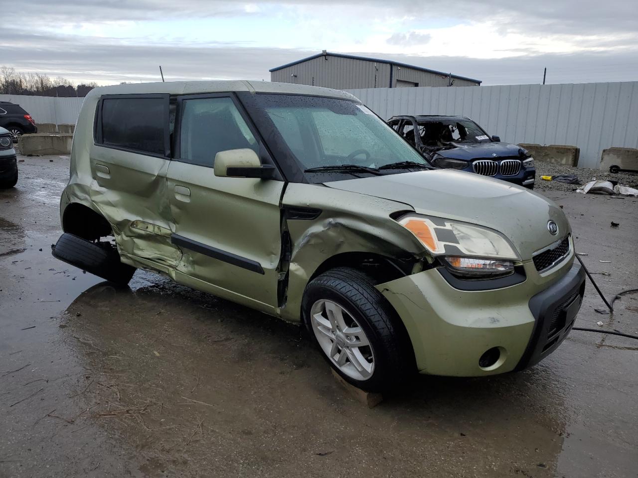 2010 Kia Soul + VIN: KNDJT2A28A7144900 Lot: 93196435