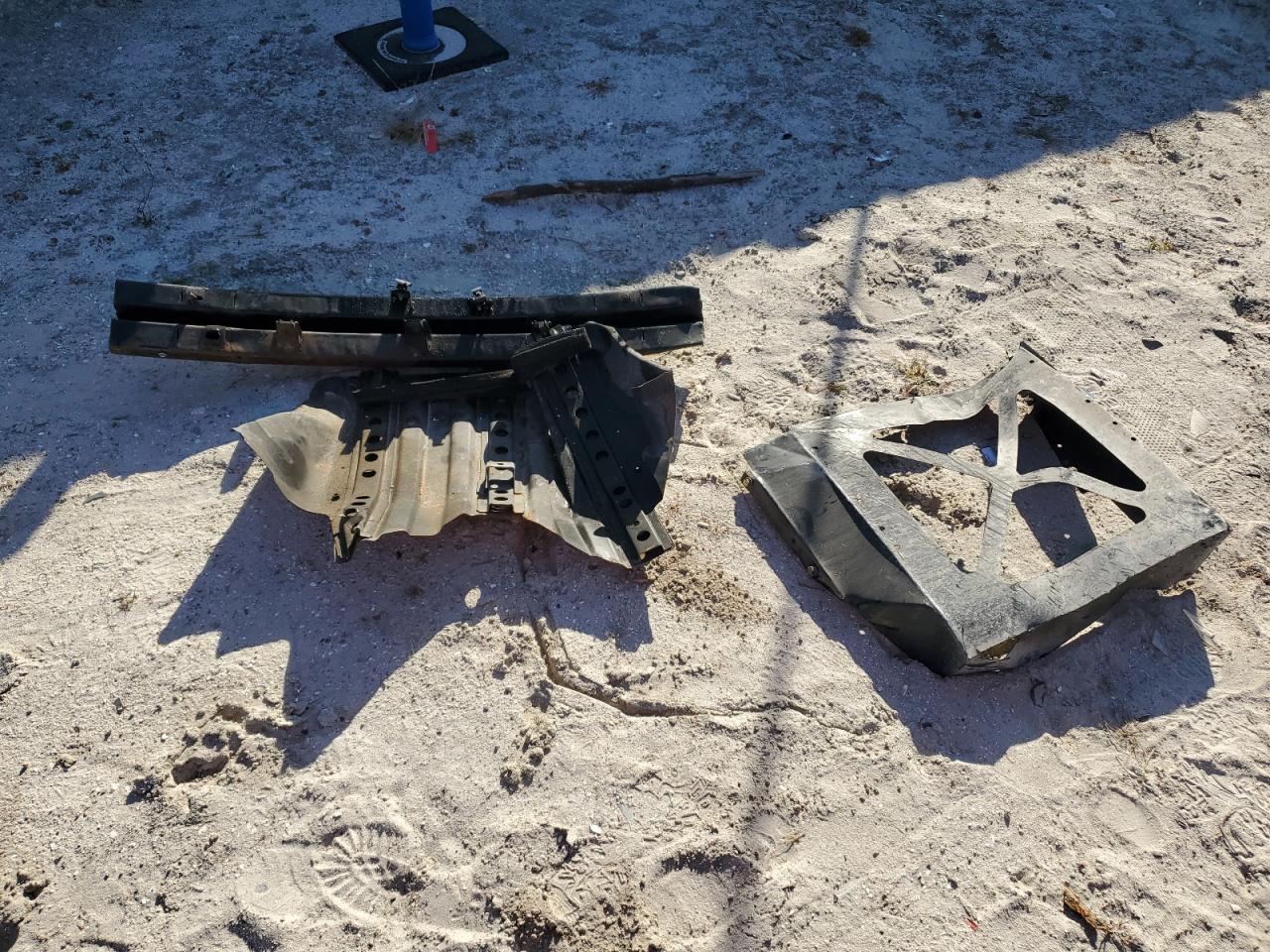 2002 Toyota Sequoia Sr5 VIN: 5TDZT34A82S104979 Lot: 92793865