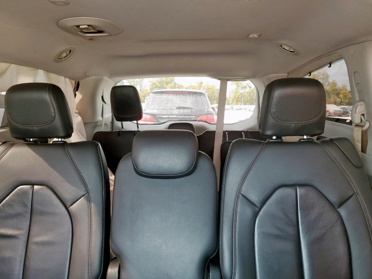 2017 Chrysler Pacifica Touring L VIN: 2C4RC1BGXHR804998 Lot: 93525675