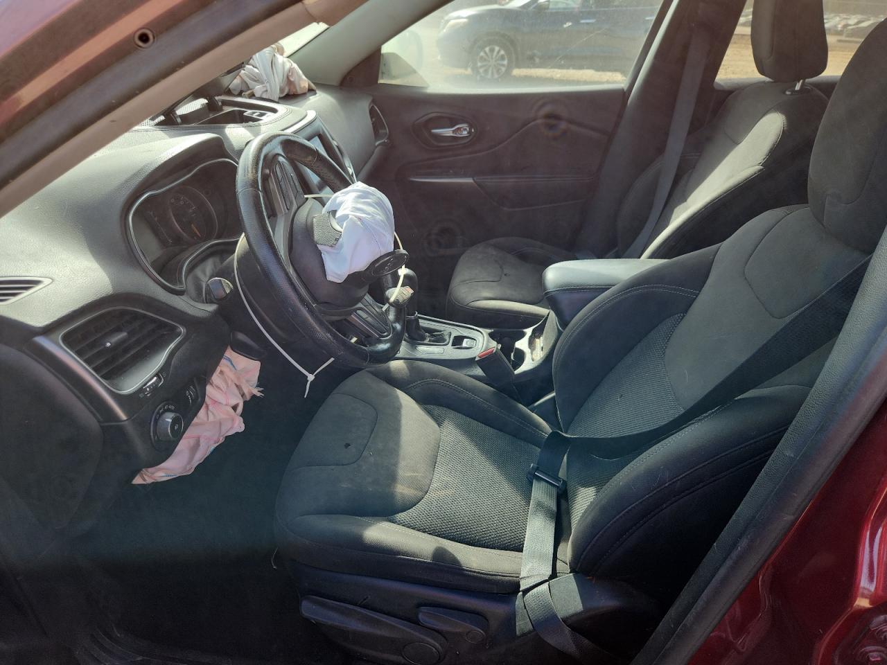 2019 Jeep Cherokee Latitude VIN: 1C4PJLCX0KD286613 Lot: 91296865