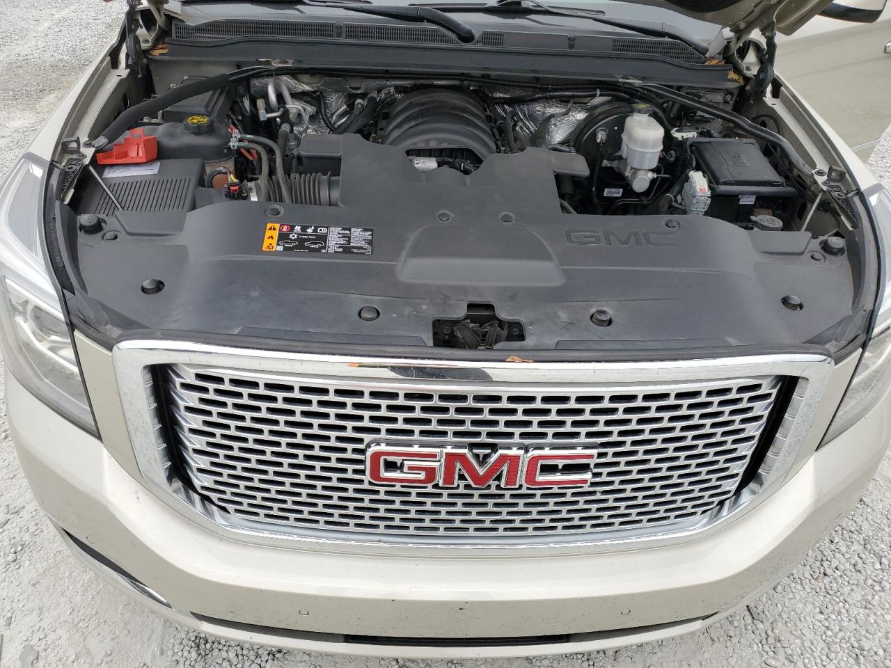 2017 GMC Yukon Xl Denali VIN: 1GKS1HKJ4HR304616 Lot: 92692615