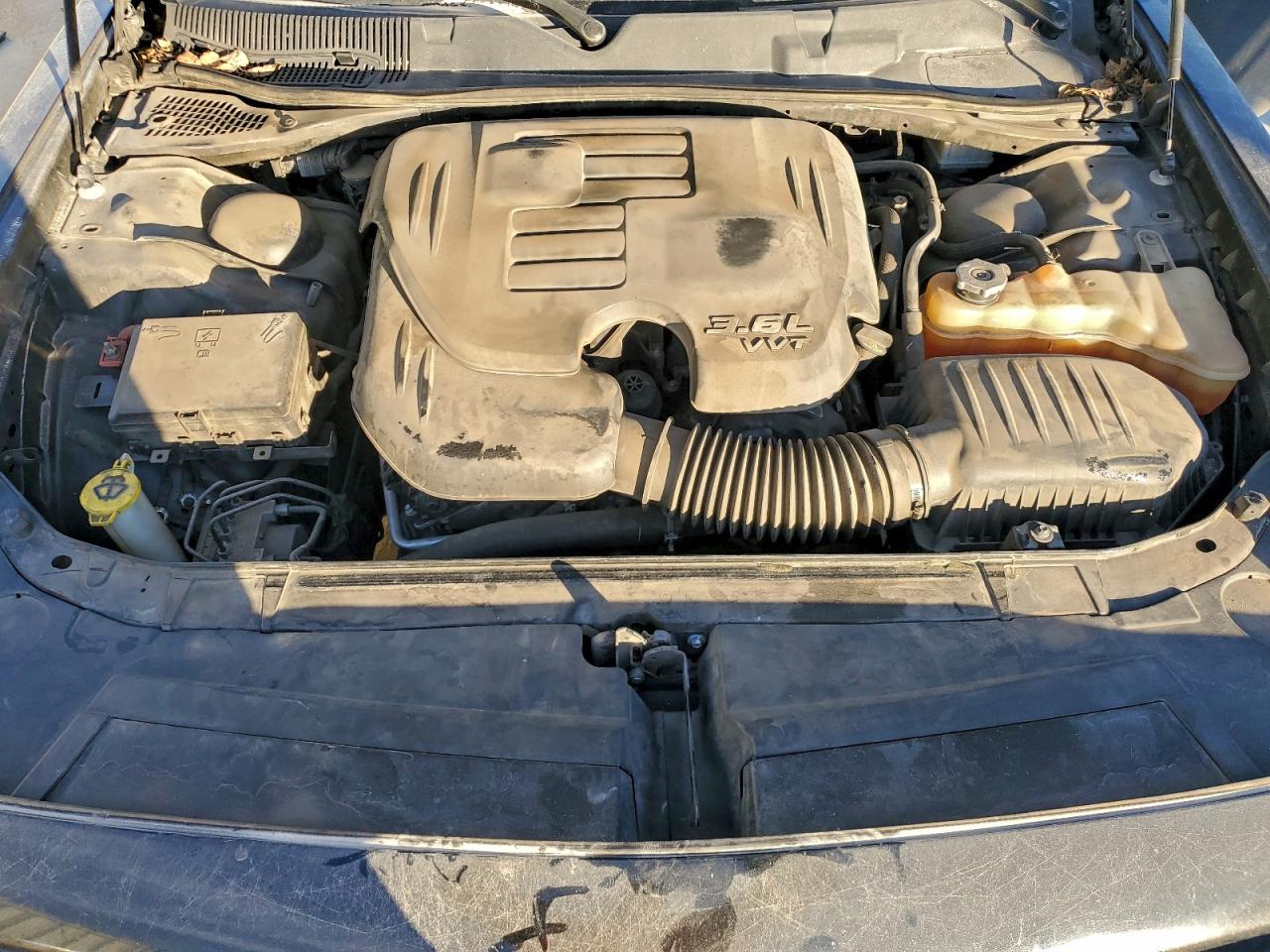 2018 Dodge Challenger Sxt VIN: 2C3CDZAG3JH245281 Lot: 94550895