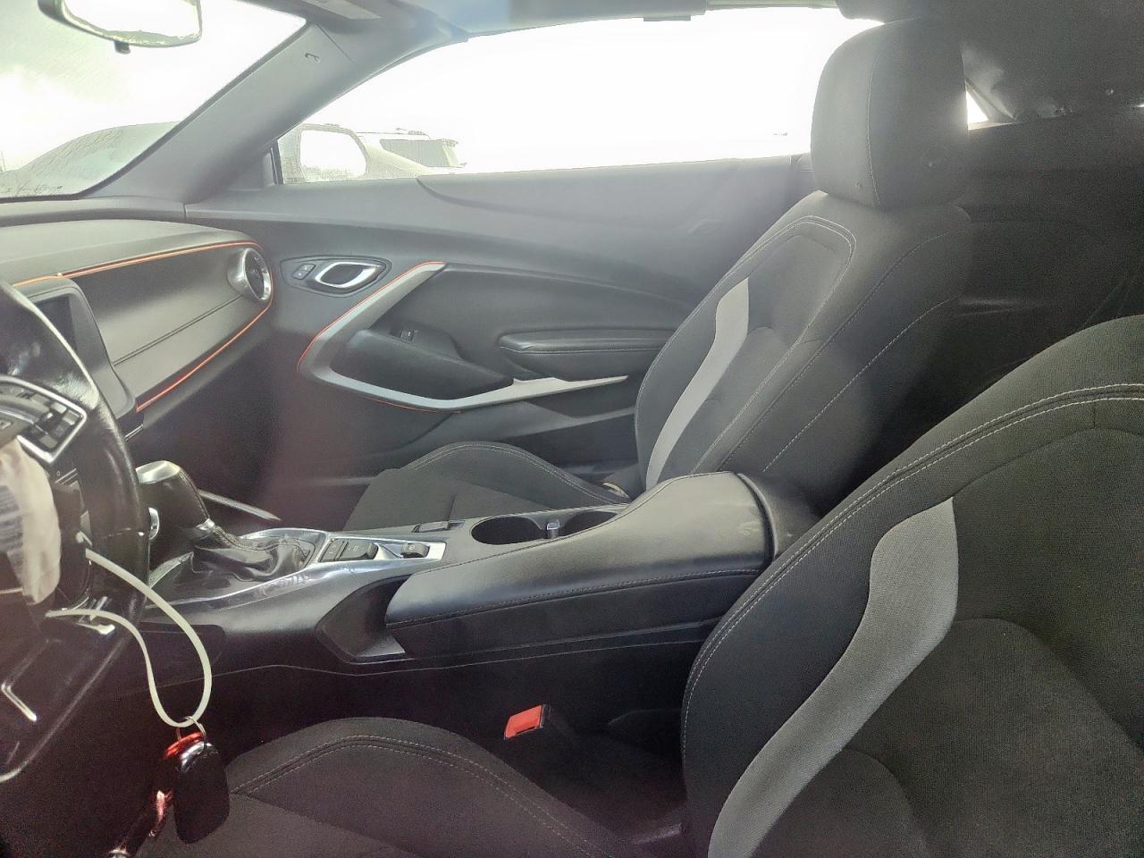 2019 Chevrolet Camaro Ls VIN: 1G1FB3DS5K0133592 Lot: 93281945