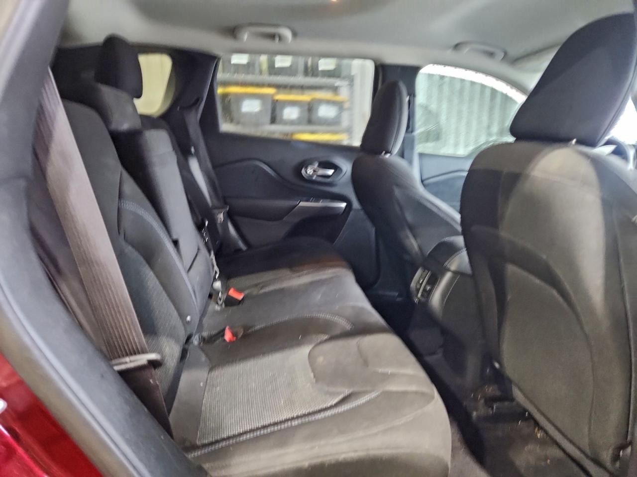 2019 Jeep Cherokee Latitude VIN: 1C4PJLCB9KD203829 Lot: 94336535