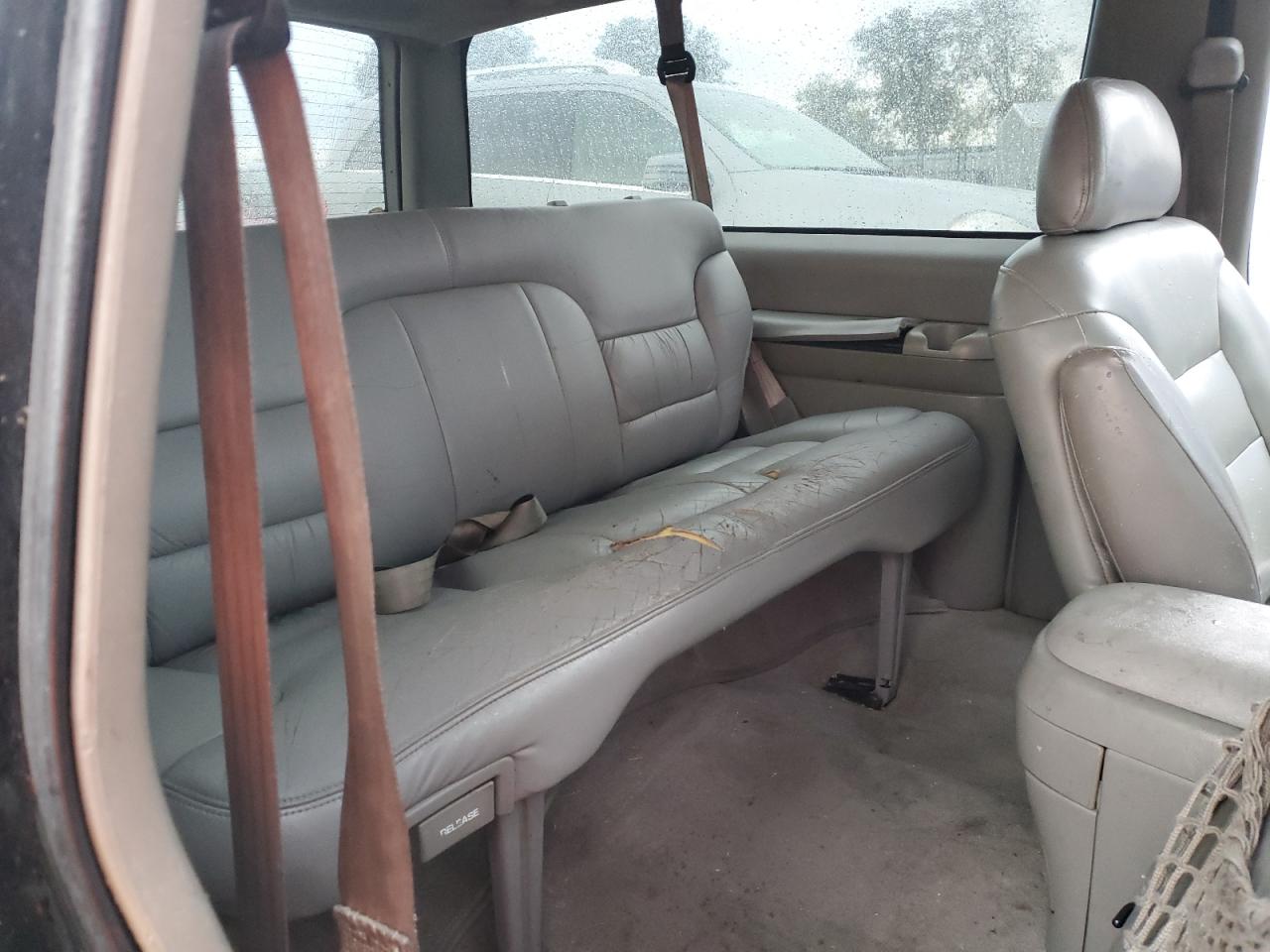 1997 Chevrolet Tahoe K1500 VIN: 3GNEK18R5VG155386 Lot: 93054045