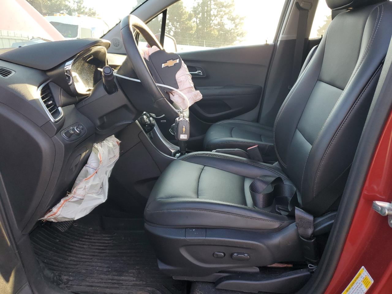 2019 Chevrolet Trax Premier VIN: 3GNCJMSB6KL233605 Lot: 92090975