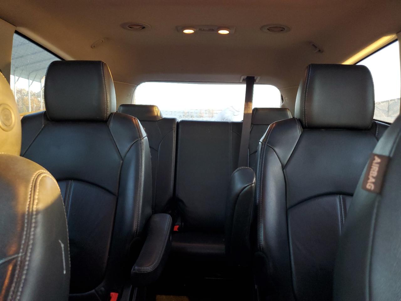 2016 Chevrolet Traverse Lt VIN: 1GNKVHKDXGJ228138 Lot: 92441465