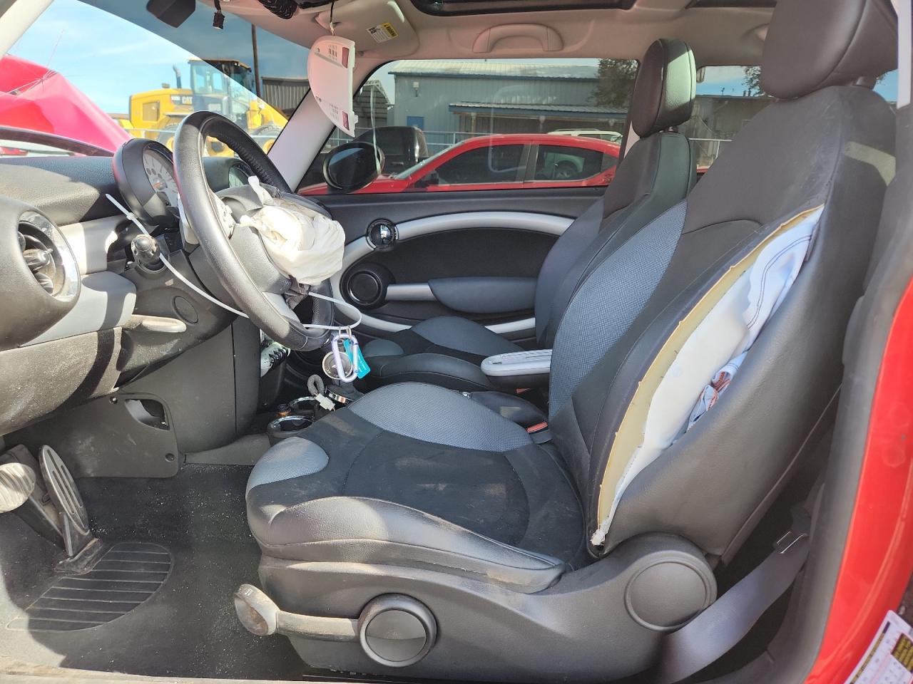 2007 Mini Cooper S VIN: WMWMF73577TV31928 Lot: 91927025