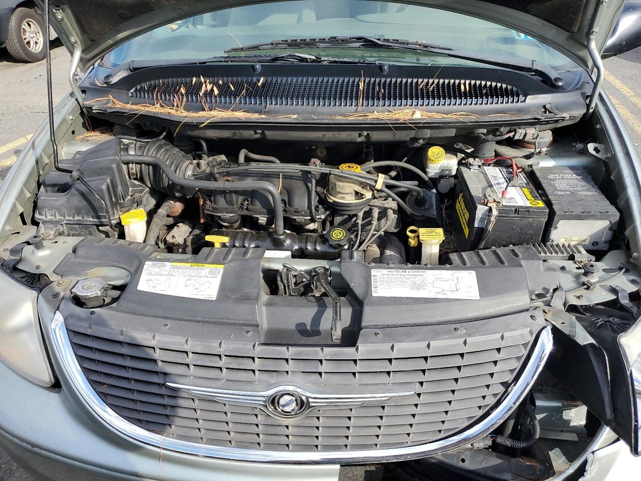 2003 Chrysler Town & Country Lx VIN: 2C8GP44L73R287996 Lot: 92415275