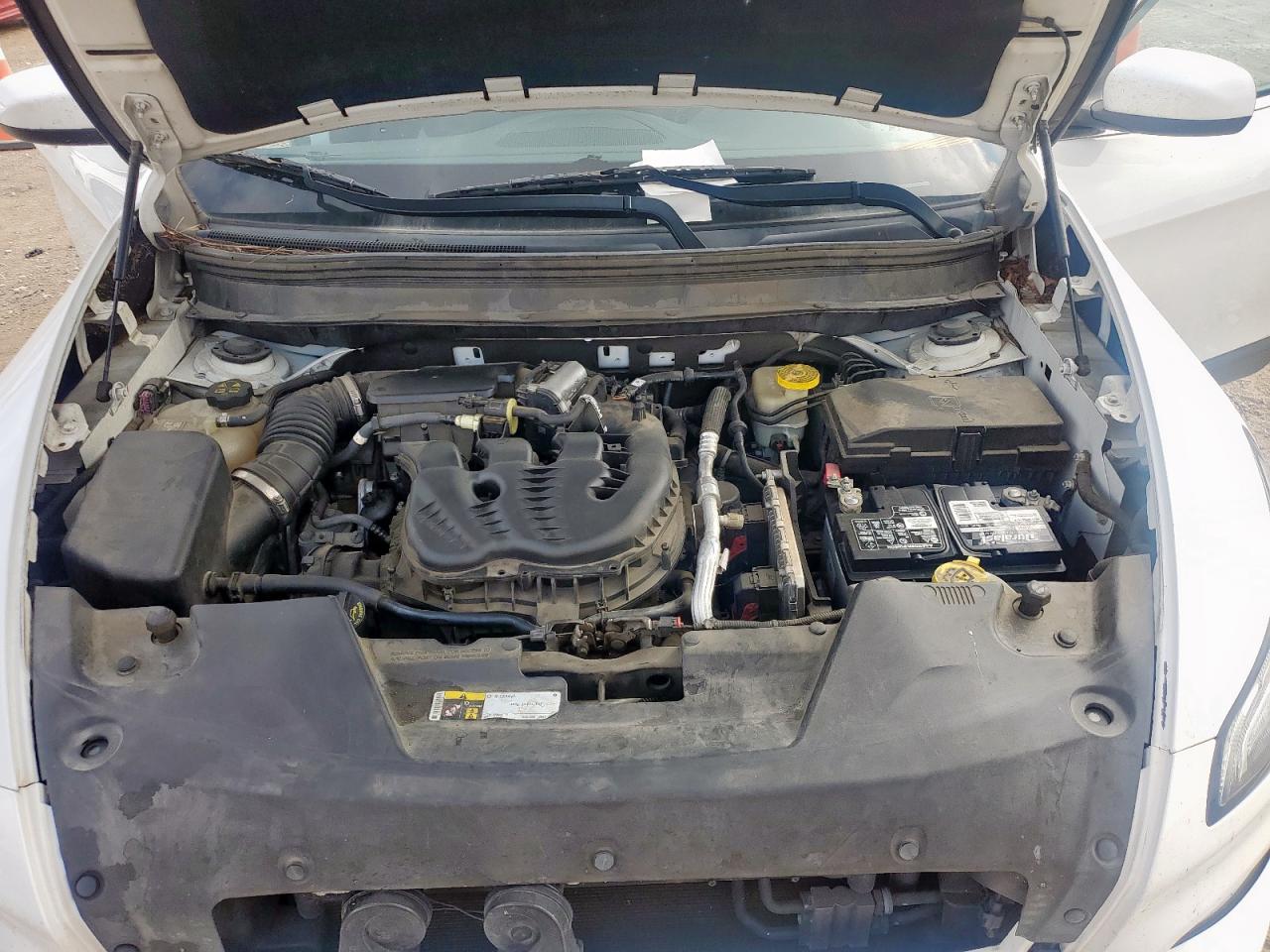 2014 Jeep Cherokee Latitude VIN: 1C4PJMCS5EW247891 Lot: 92825905