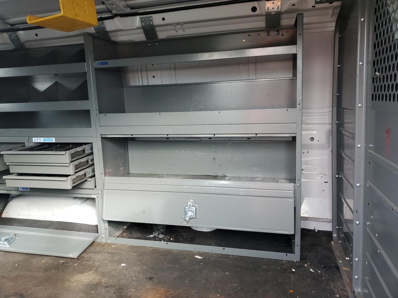 2010 Ford E250 Utility / Service Van VIN: 1FTNE2EW8ADA85731 Lot: 90423225