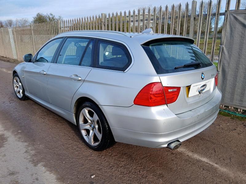 2011 BMW 3 SERIES E