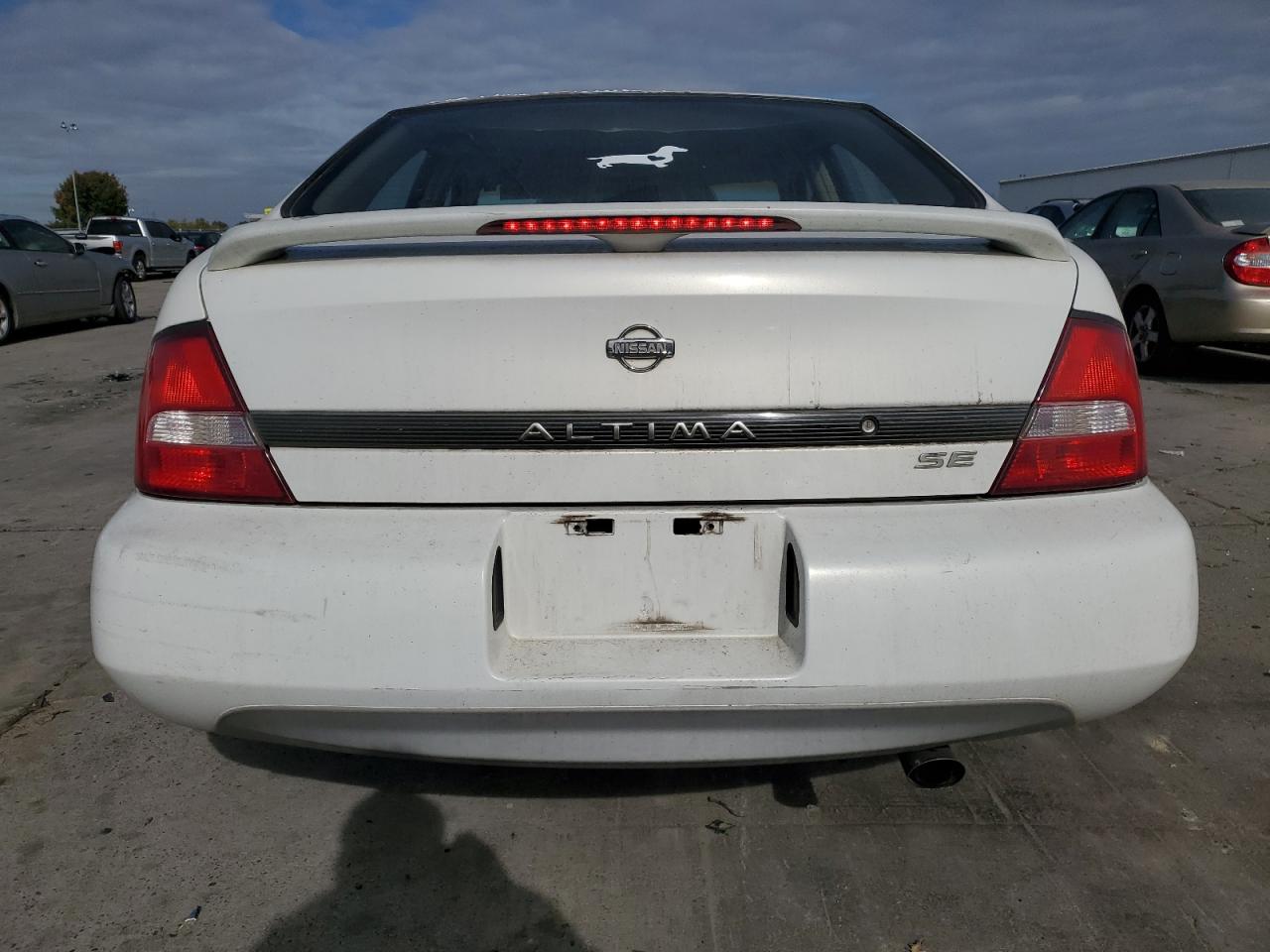 2000 Nissan Altima Xe VIN: 1N4DL01A0YC116928 Lot: 91193795