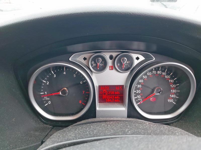 2009 FORD FOCUS 1.6 ZETEC 5DR