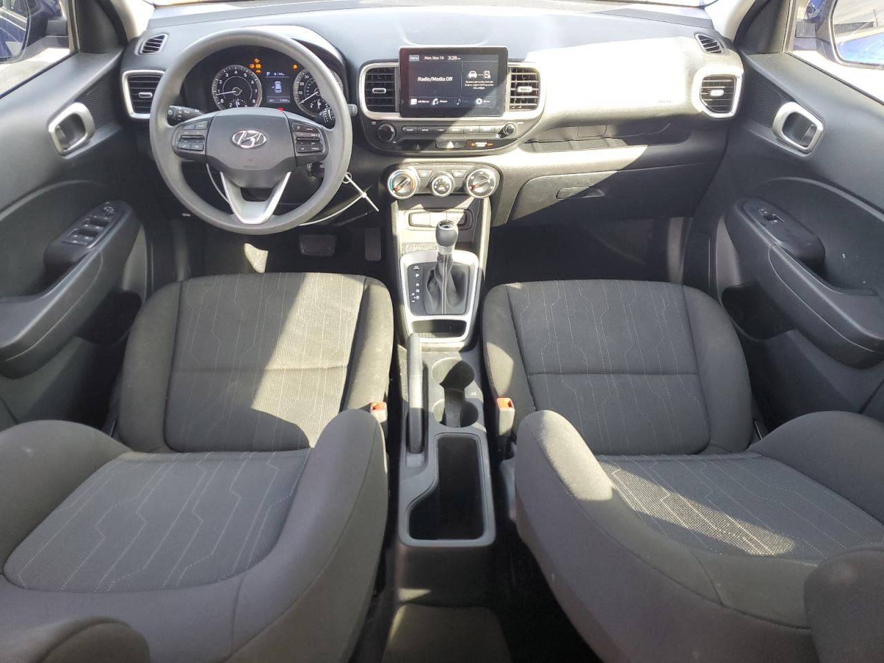 2022 Hyundai Venue Se VIN: KMHRB8A3XNU199451 Lot: 85407415