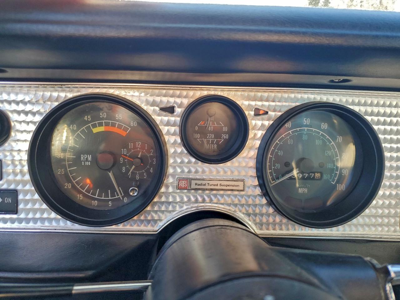 1977 Pontiac Firebird T VIN: 2W87K7N124921 Lot: 92017985