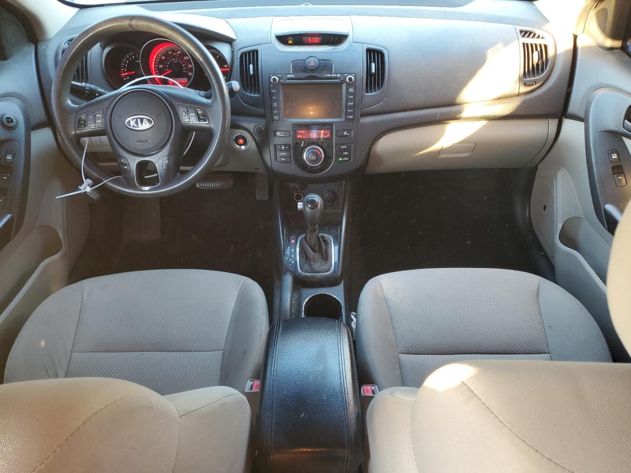 2011 Kia Forte Ex VIN: KNAFU4A25B5415646 Lot: 93066905