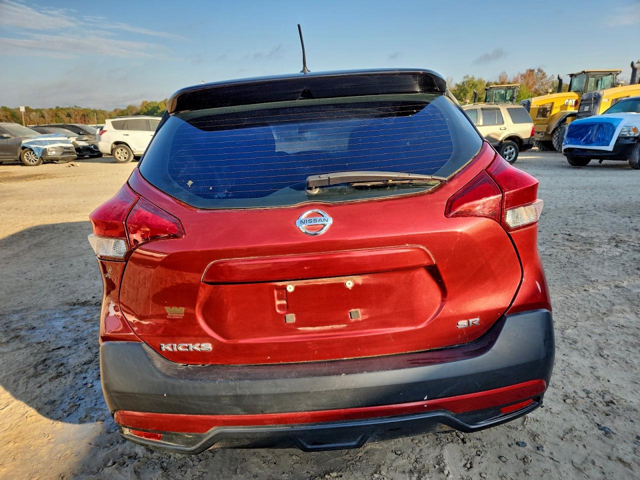 2018 Nissan Kicks S VIN: 3N1CP5CU5JL516057 Lot: 93855425