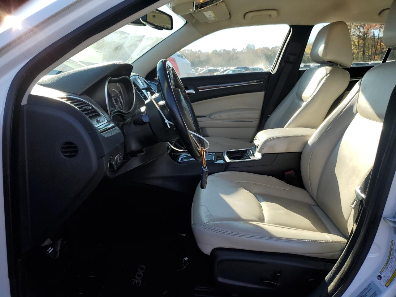 2015 Chrysler 300 Limited VIN: 2C3CCAAG7FH772655 Lot: 91522625