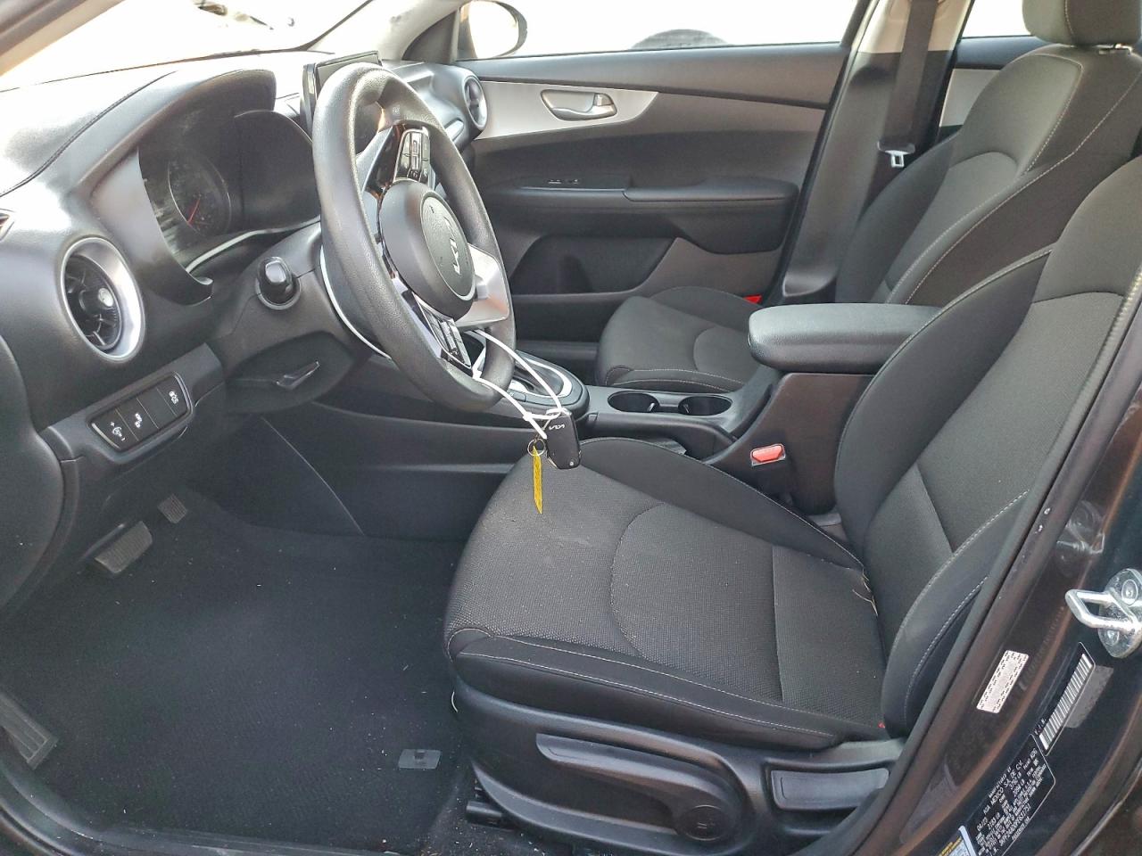 2023 Kia Forte Lx VIN: 3KPF24AD0PE631751 Lot: 94143425