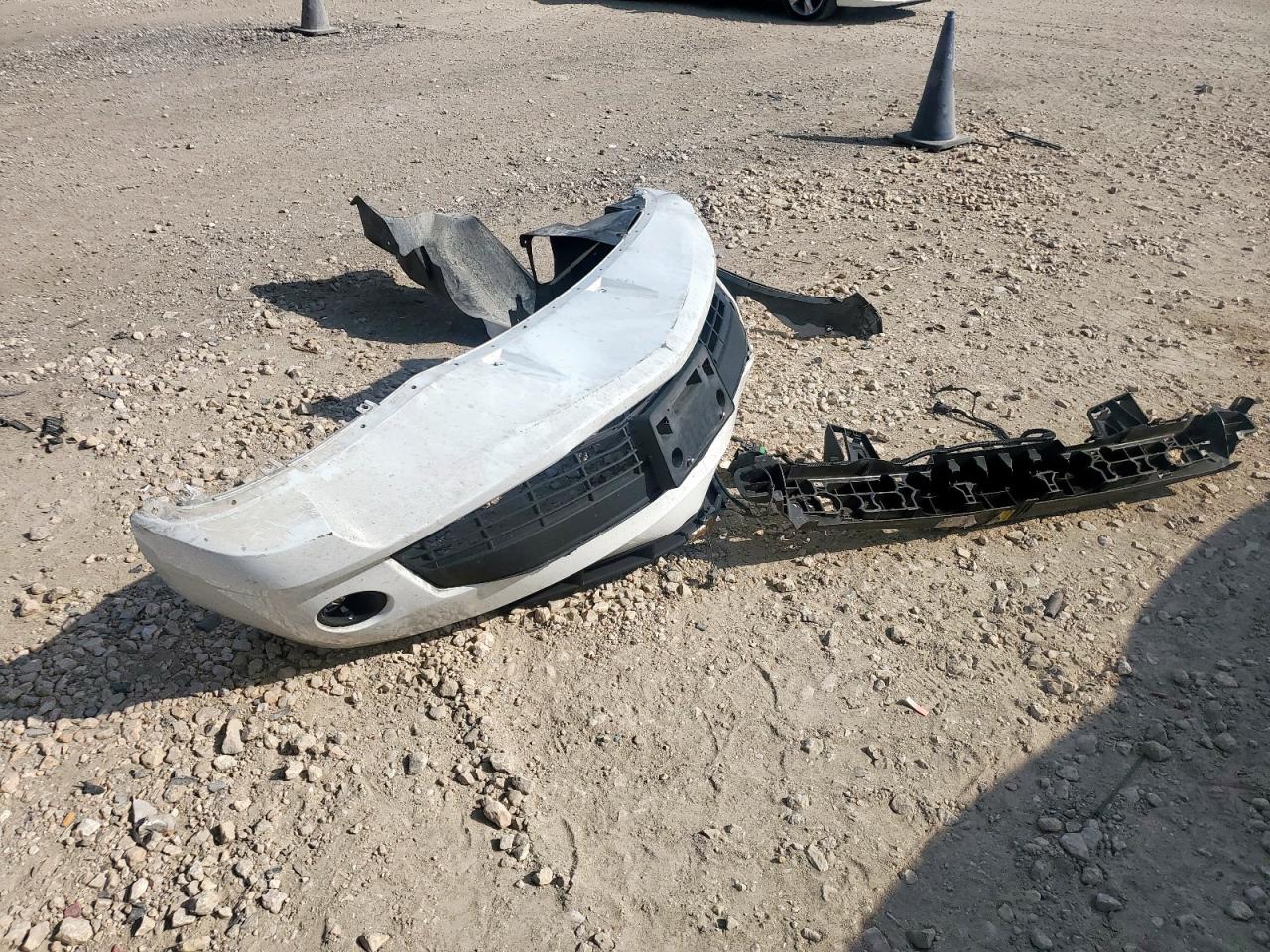 2015 Chevrolet Camaro Lt VIN: 2G1FF1E3XF9213286 Lot: 93125585